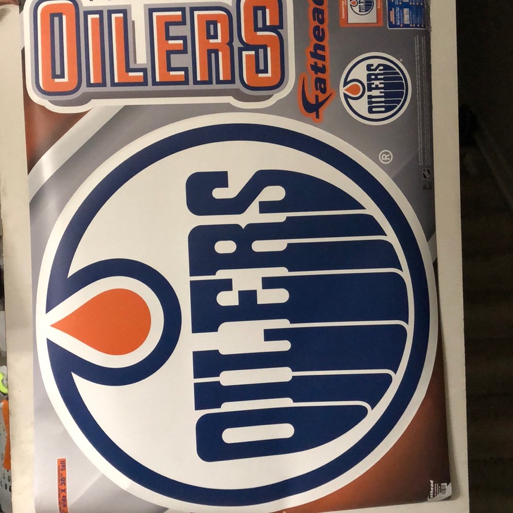 IT MUST GO SALE New NHL OILERS FATHEAD 38” x 38”